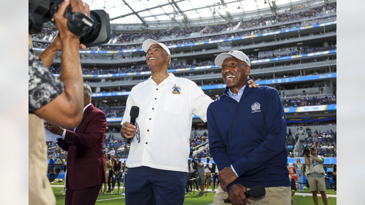 Charlie Joiner & Kellen Winslow Jersey Retirement Ceremony