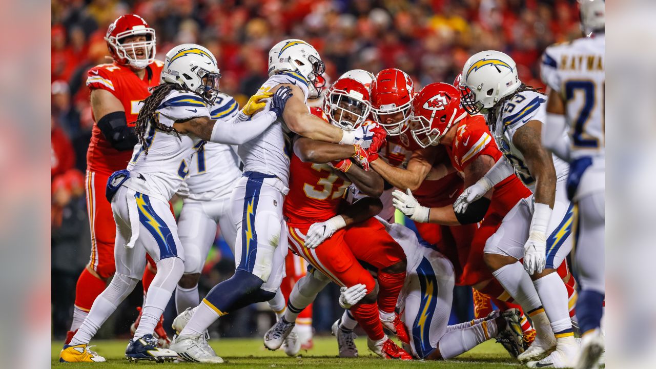 Los Angeles Chargers wide receiver Mike Williams (81) celebrates his  touchdown against the Kansas City Chiefs during an NFL football game,  Thursday, Sept. 15, 2022 in Kansas City, Mo. (AP Photo/Reed Hoffmann