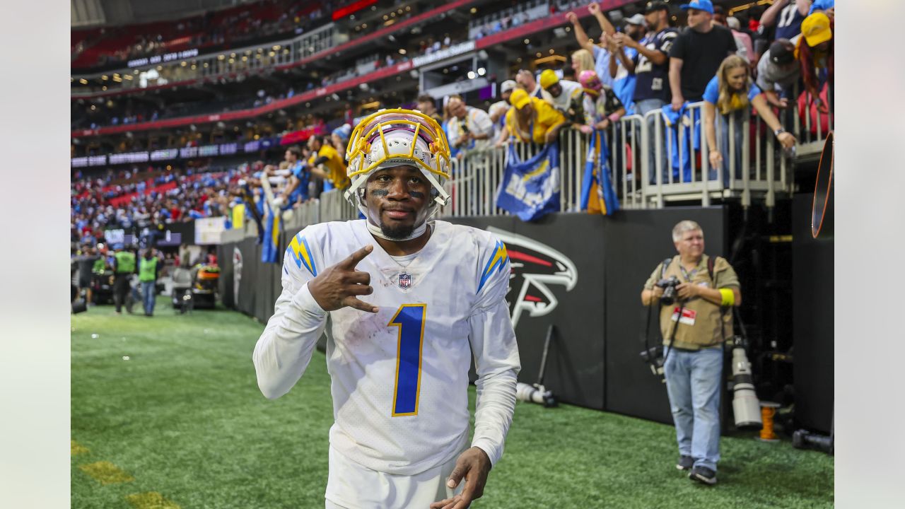 ATLANTA, GA – NOVEMBER 06: Los Angeles wide receiver Joshua Palmer (5)  warms up prior to the start of the NFL game between the Los Angeles Chargers  and the Atlanta Falcons on