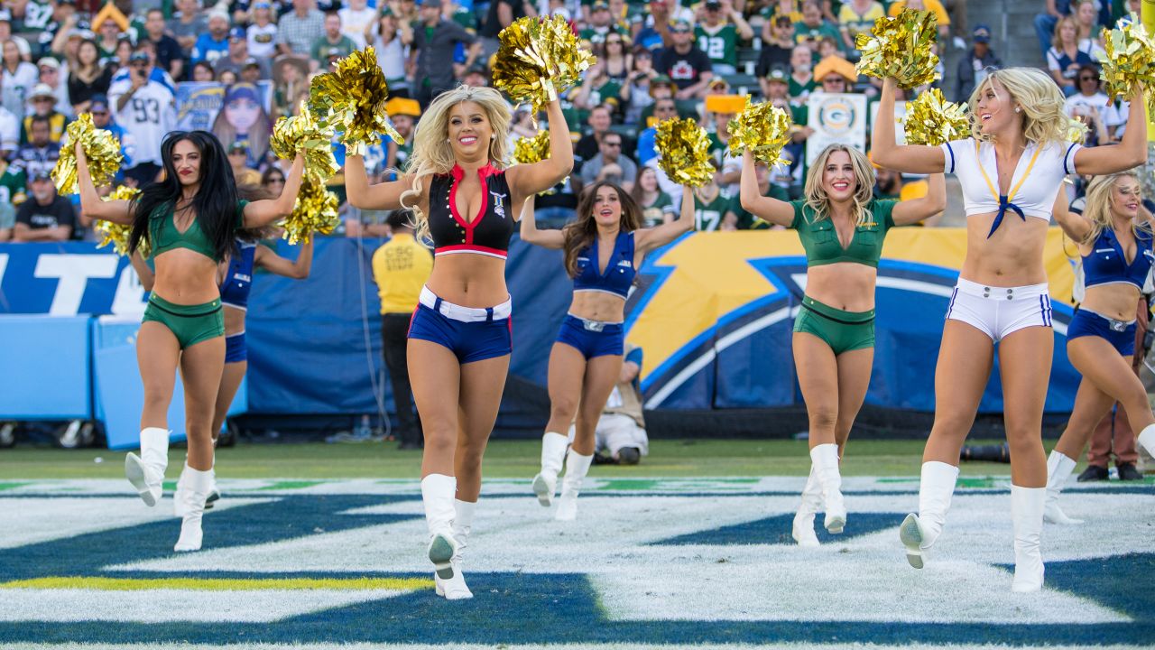 Photos: Charger Girls Perform on Salute to Service Weekend