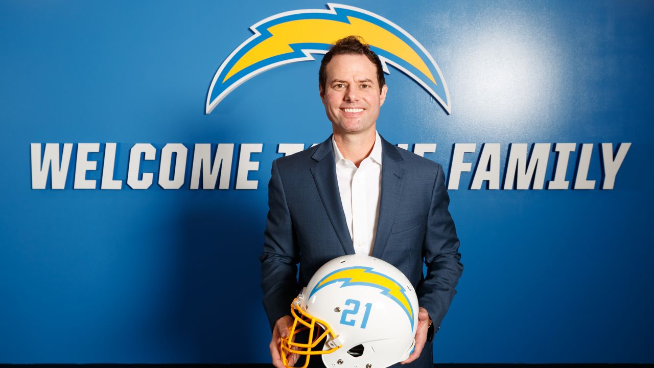 Chargers fire special teams coordinator Derius Swinton II after