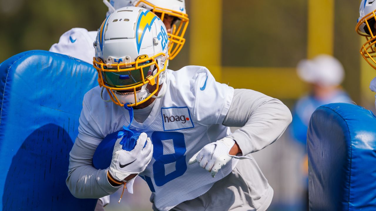 The 2023 Chargers Offensive Line: Will Jamaree Salyer Be A Starter At Left  Guard? - LAFB Network