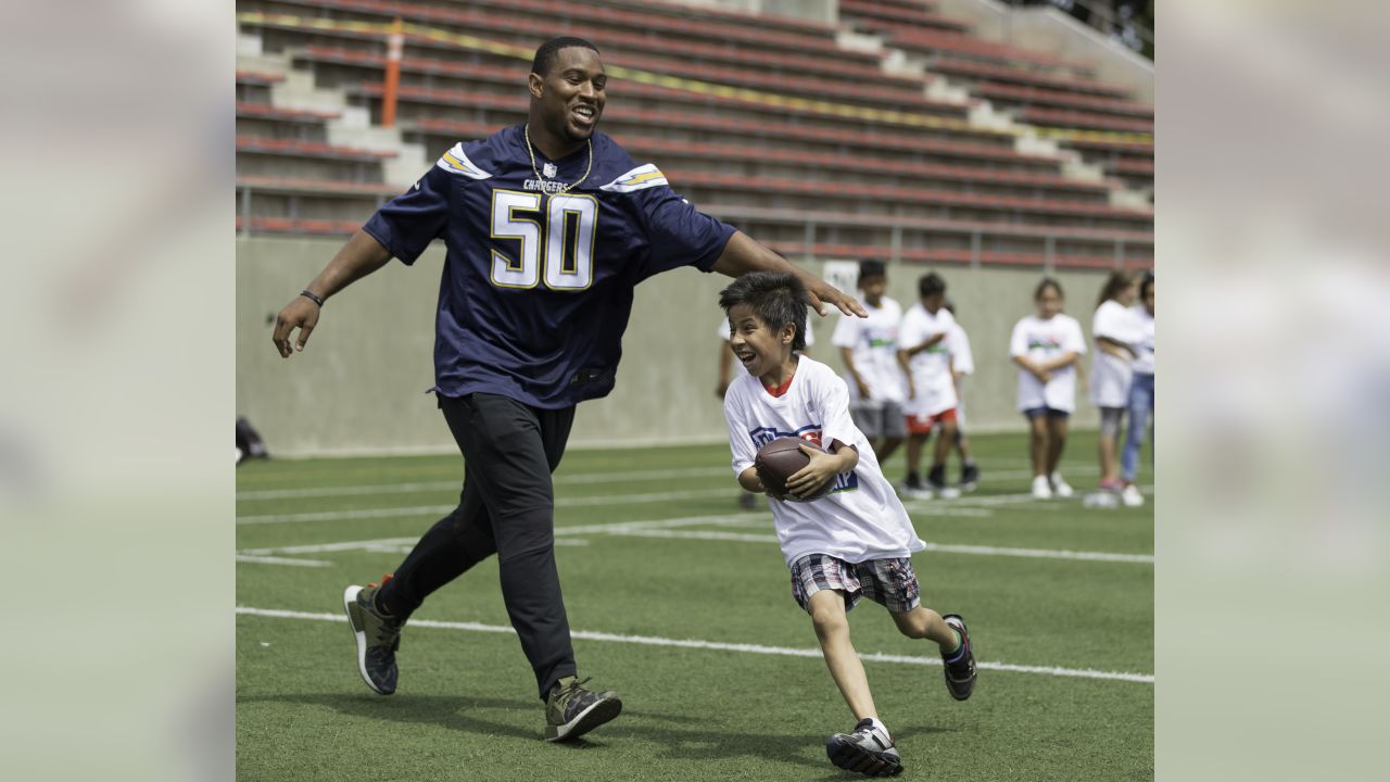 Anthony Muñoz brings NFL Play 60 Character Camp to Super Bowl 53