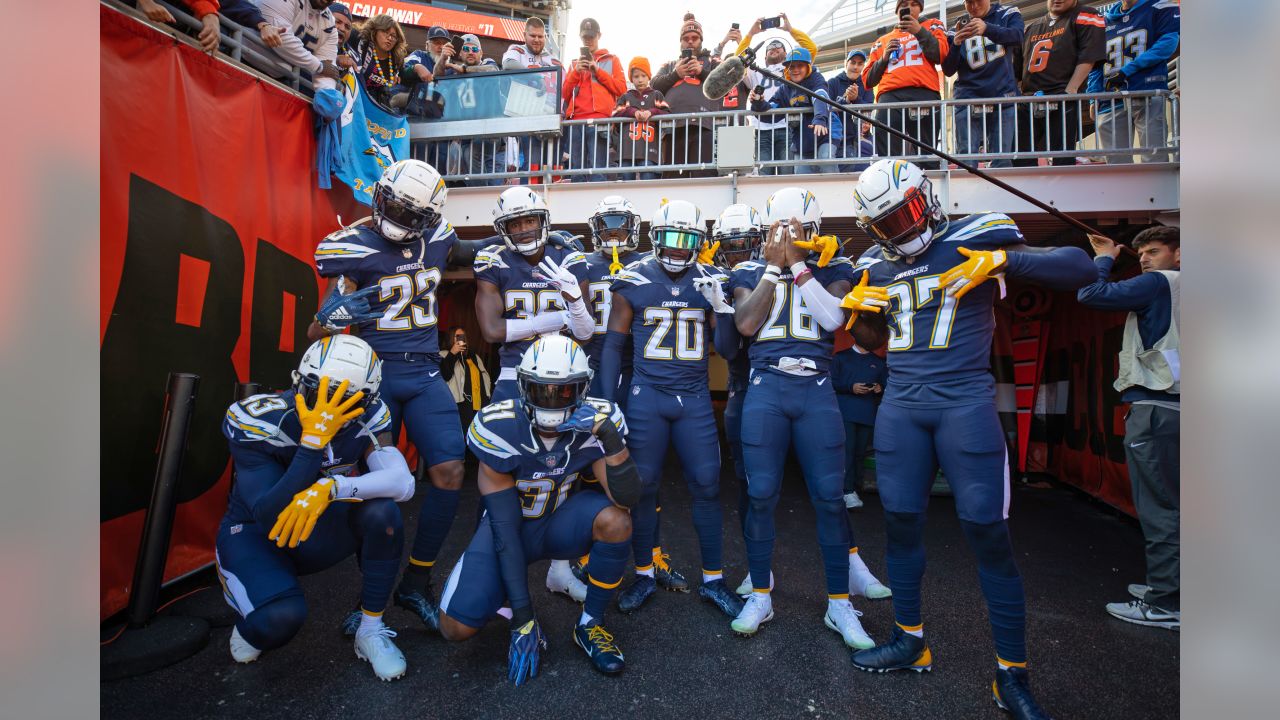 Dear JackBoyz: Chargers Secondary Rank Best Uniform Combos