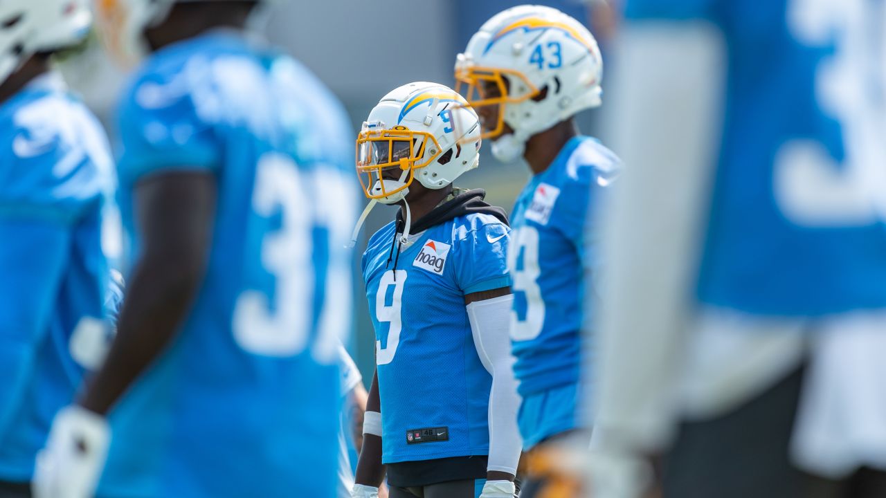 Kenneth Murray Jr. is in middle of Chargers' defensive plan - The San Diego  Union-Tribune