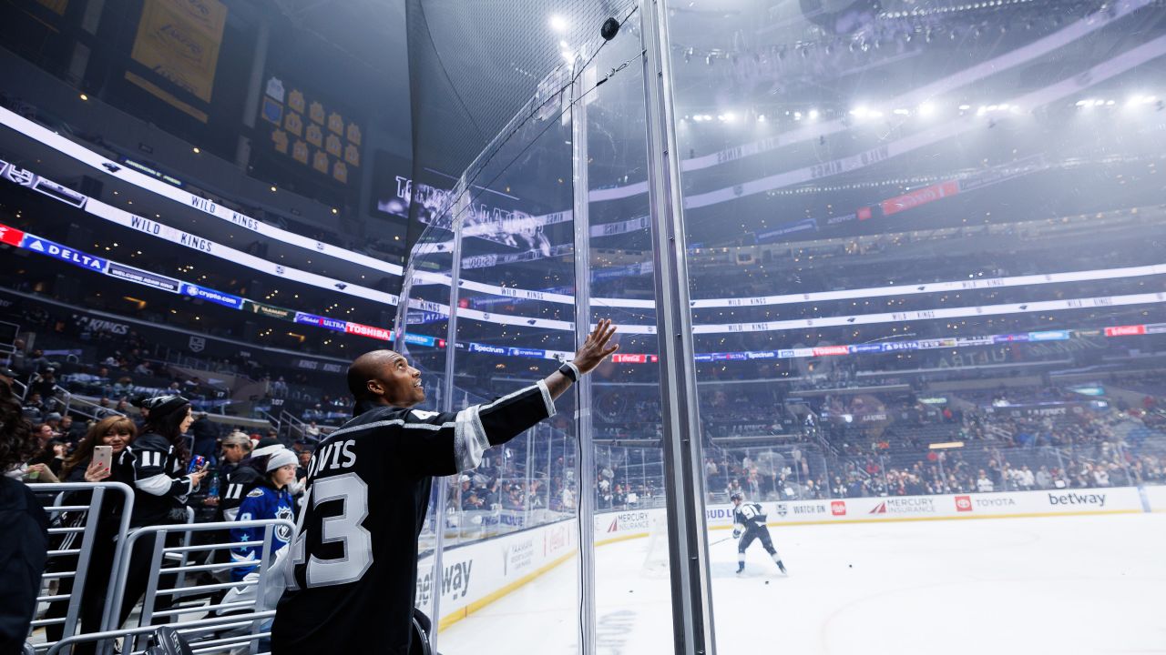 LA Kings - Los Angeles Chargers Night, presented by San Manuel