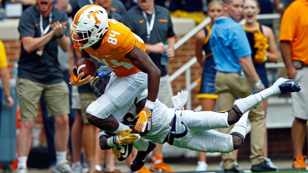 The Chargers first pick in the 3rd round is WR Josh Palmer from Tennessee.  Palmer's pro day results: Vertical: 34.0 40-yard dash:…