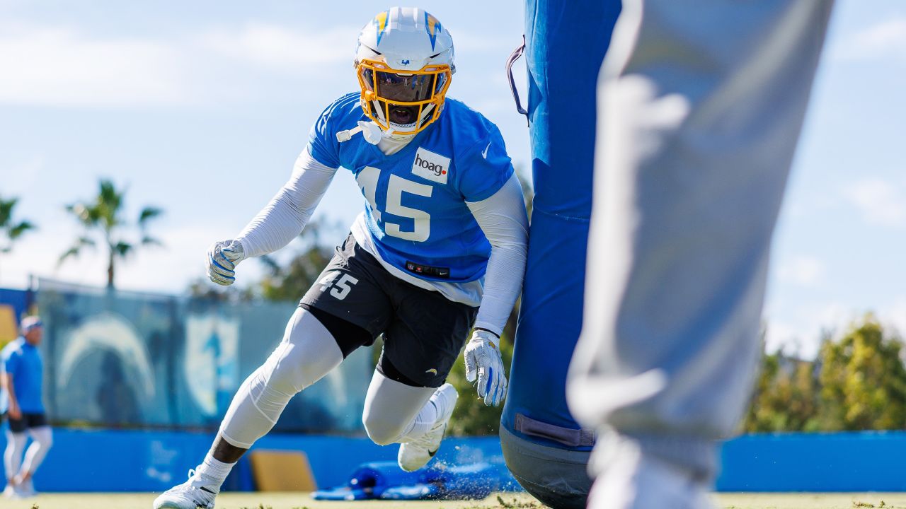 Rookie Easton Stick slowly getting up to speed with Chargers