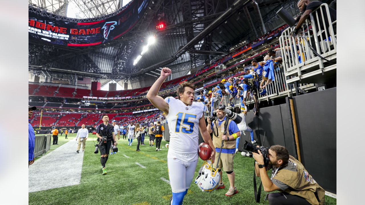 ATLANTA, GA – NOVEMBER 06: Los Angeles wide receiver Joshua Palmer (5)  warms up prior to the start of the NFL game between the Los Angeles Chargers  and the Atlanta Falcons on