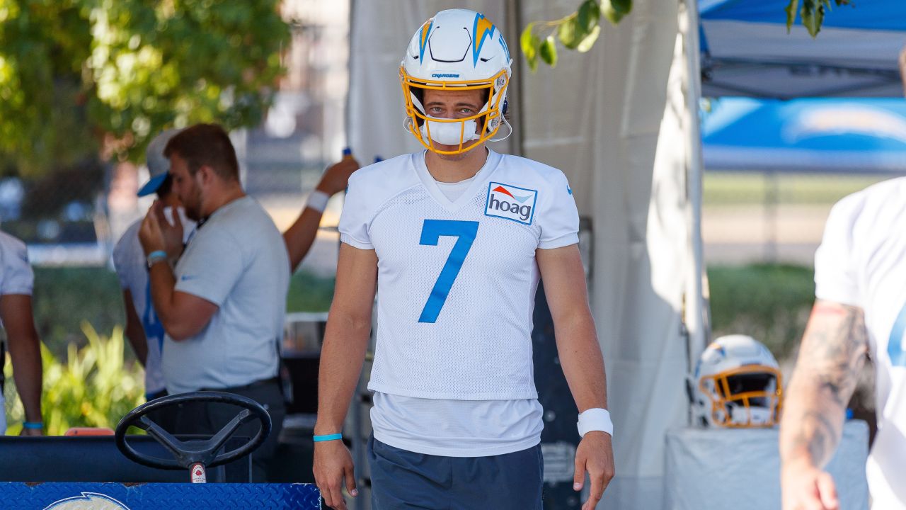 Justin Herbert Los Angeles Chargers Pet Jersey Medium | Carroll's Sports Cove