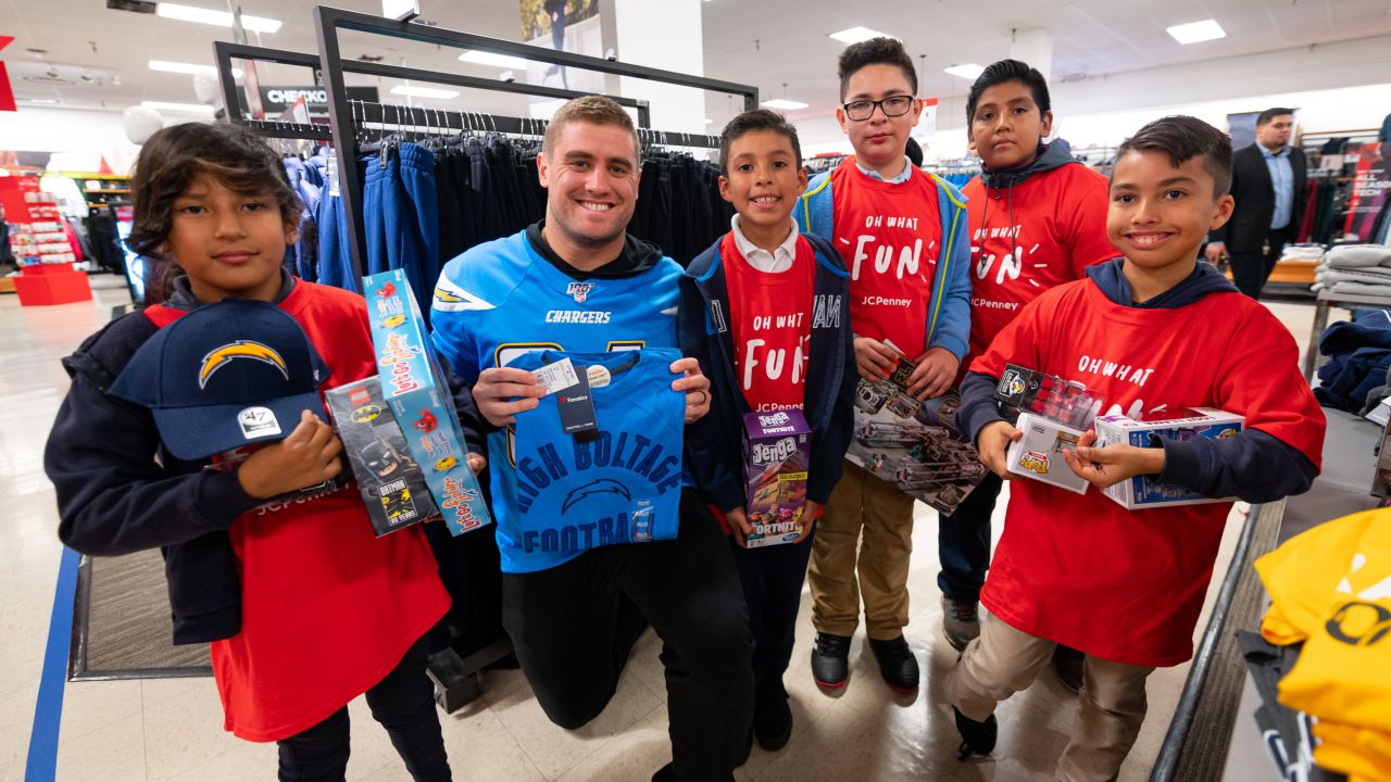 Photos: Derek Watt Teams Up with JCPenney to Spread Holiday Cheer