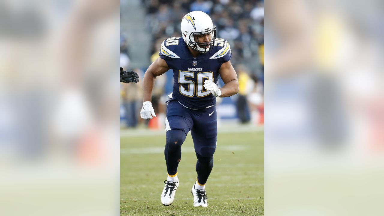 Chargers linebacker Denzel Perryman suffers apparent knee injury - Bolts  From The Blue