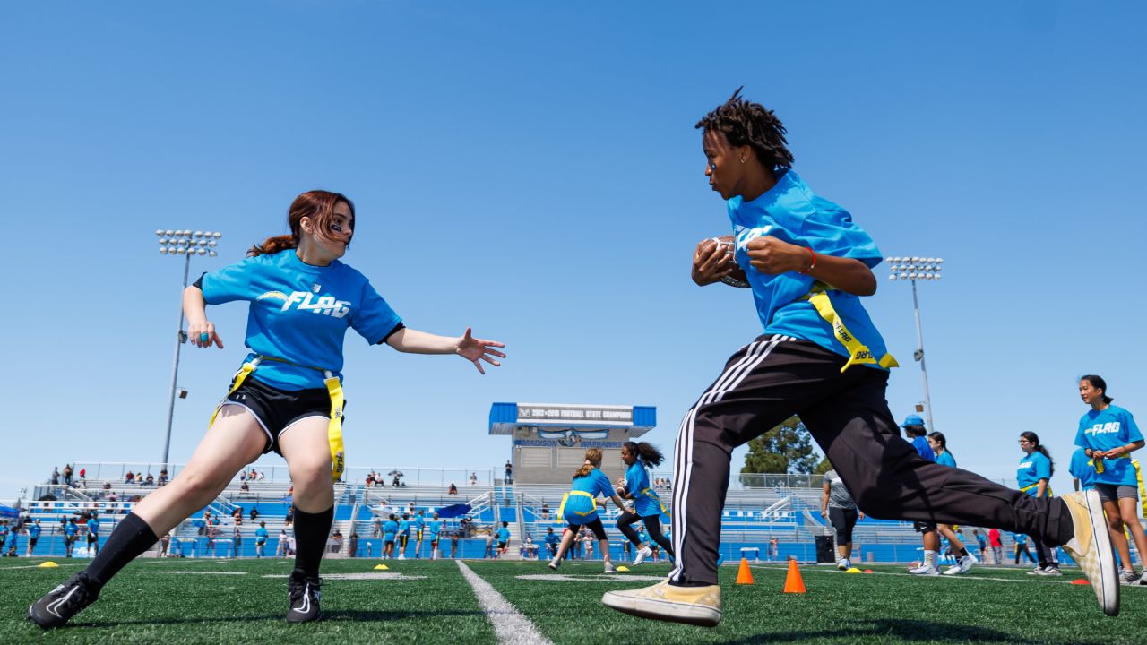 Chargers and Corey Liuget Team Up to Host San Diego Girls Flag Event