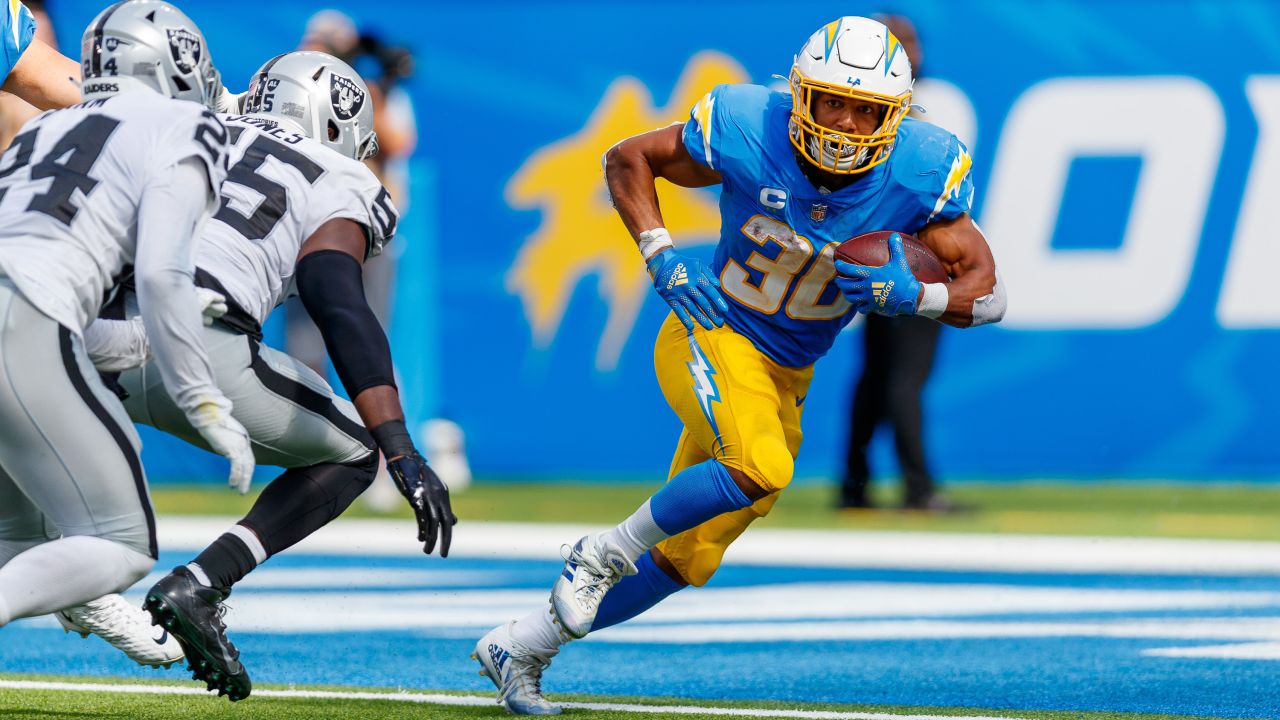 Chargers News: Austin Ekeler cracks ESPN's top-10 running back rankings -  Bolts From The Blue