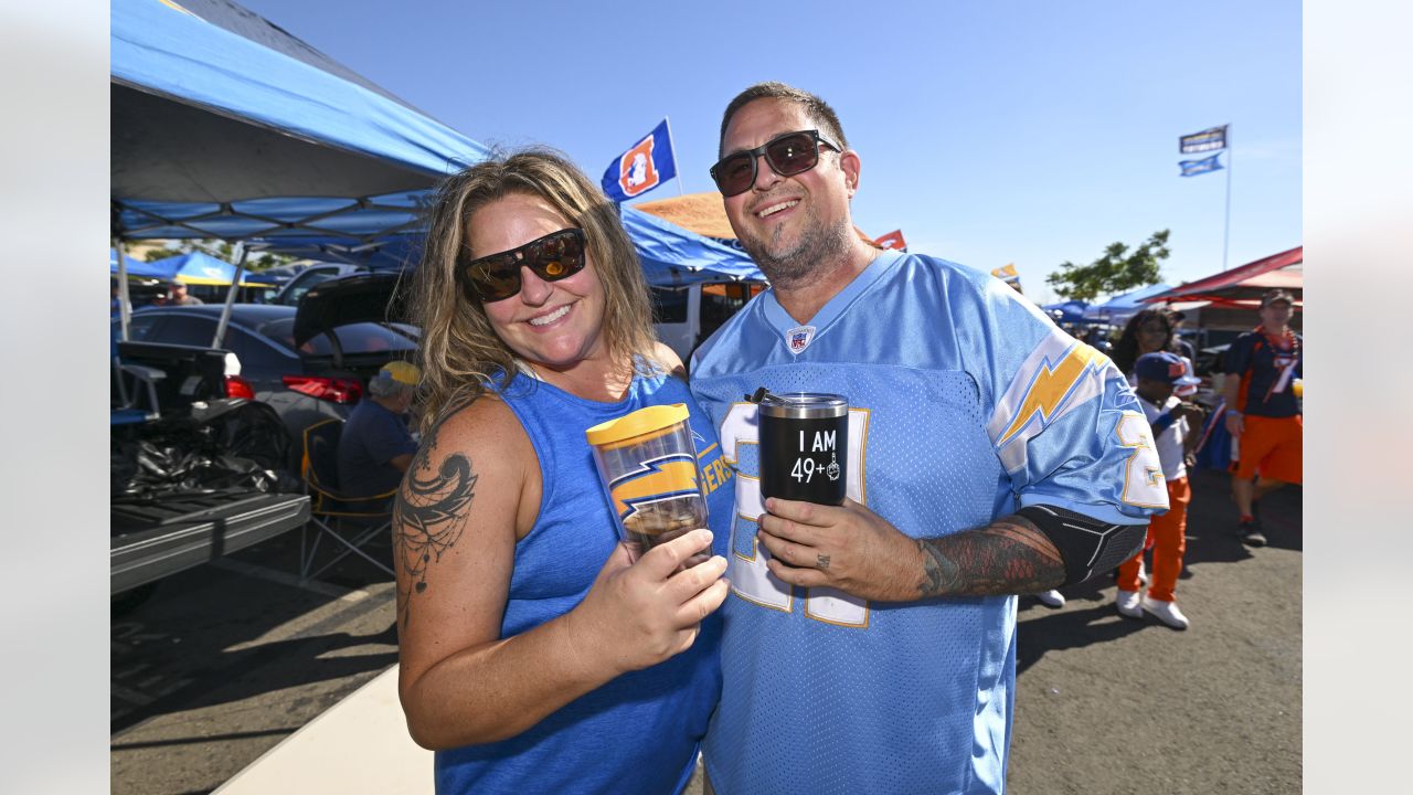 ⚡️Bolt Daddy⚡️So Fi Chargers Tailgate series MNF Broncos 10/17