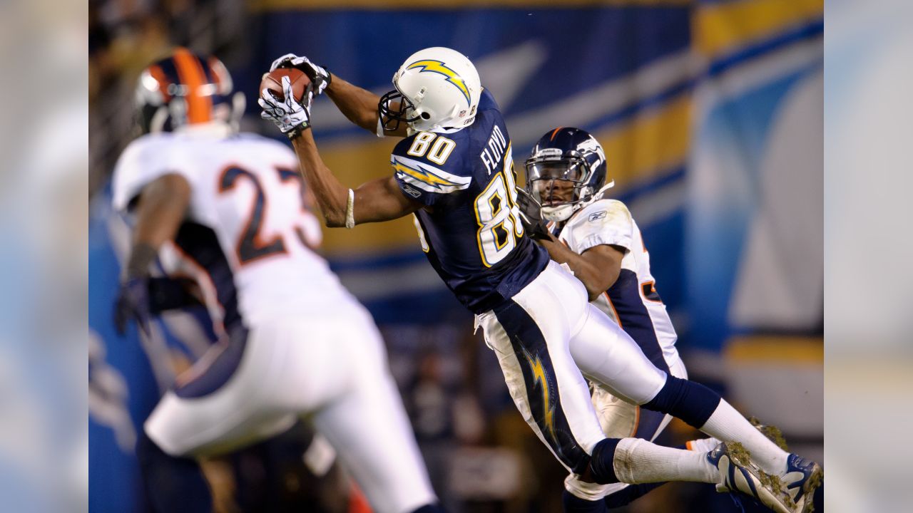 San Diego Chargers wide receiver Malcolm Floyd pulls in a pass