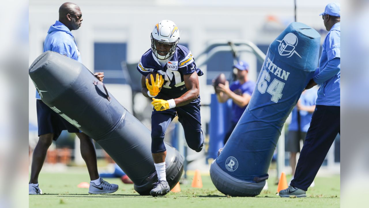 Training Camp Preview: How a Healthy Defensive Line Can Help the Chargers