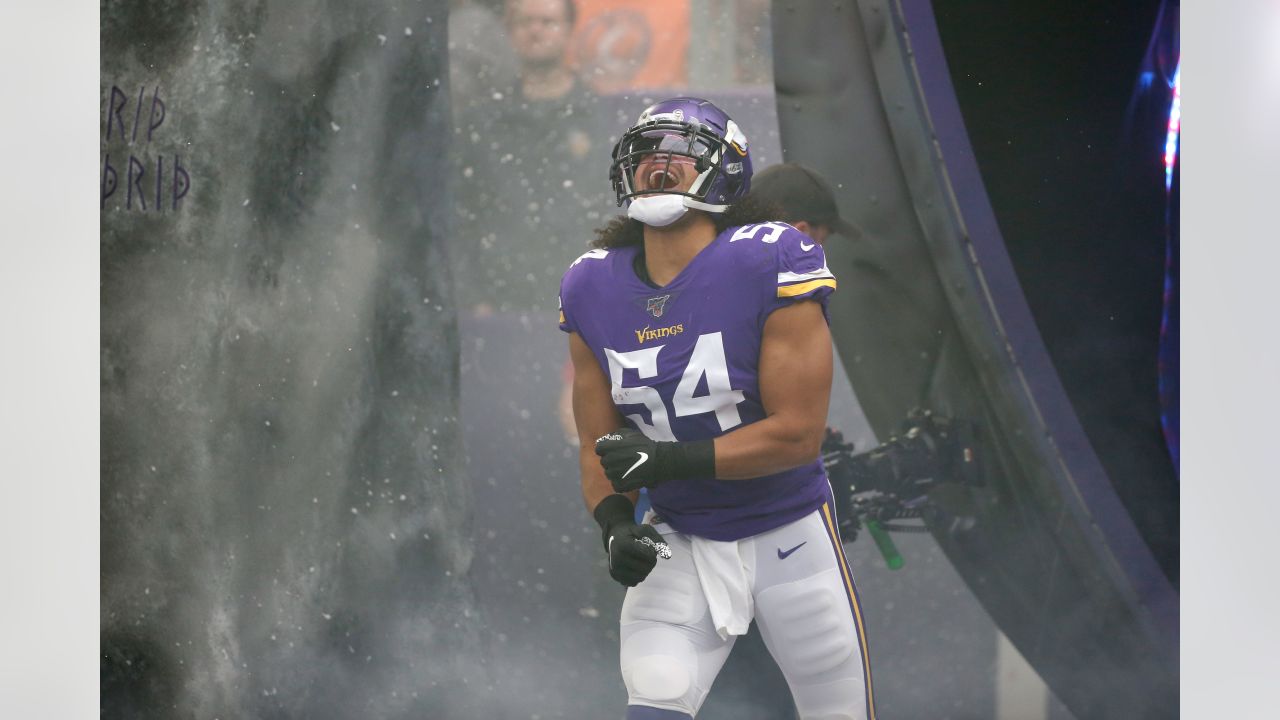 Minnesota Vikings linebacker Eric Kendricks (54) in action during