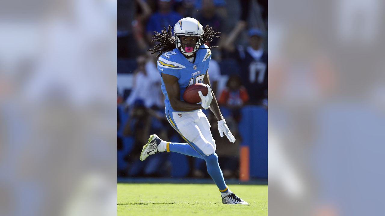 Los Angeles Chargers Travis Benjamin runs in for a touchdown