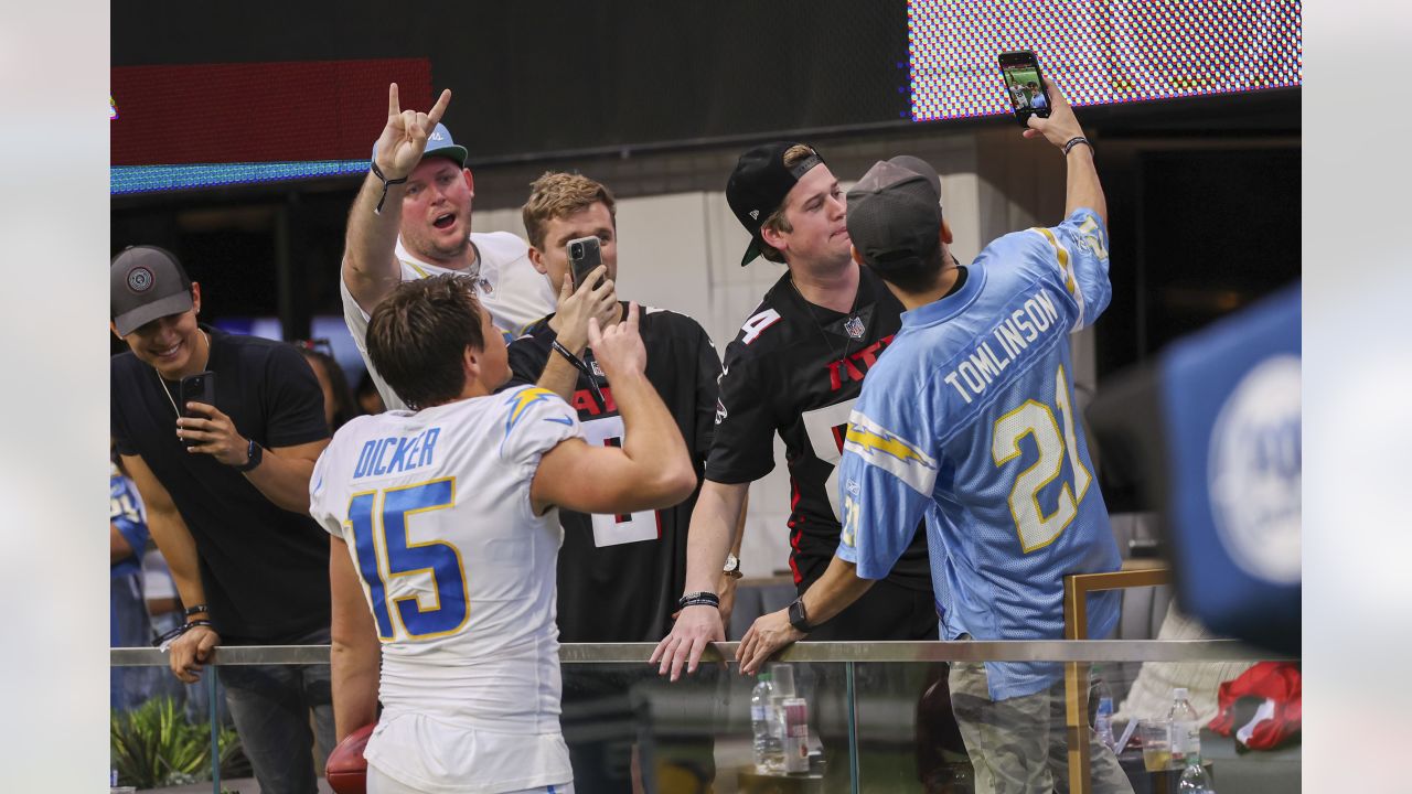 Photos: Bolts Celebrate Win in Atlanta