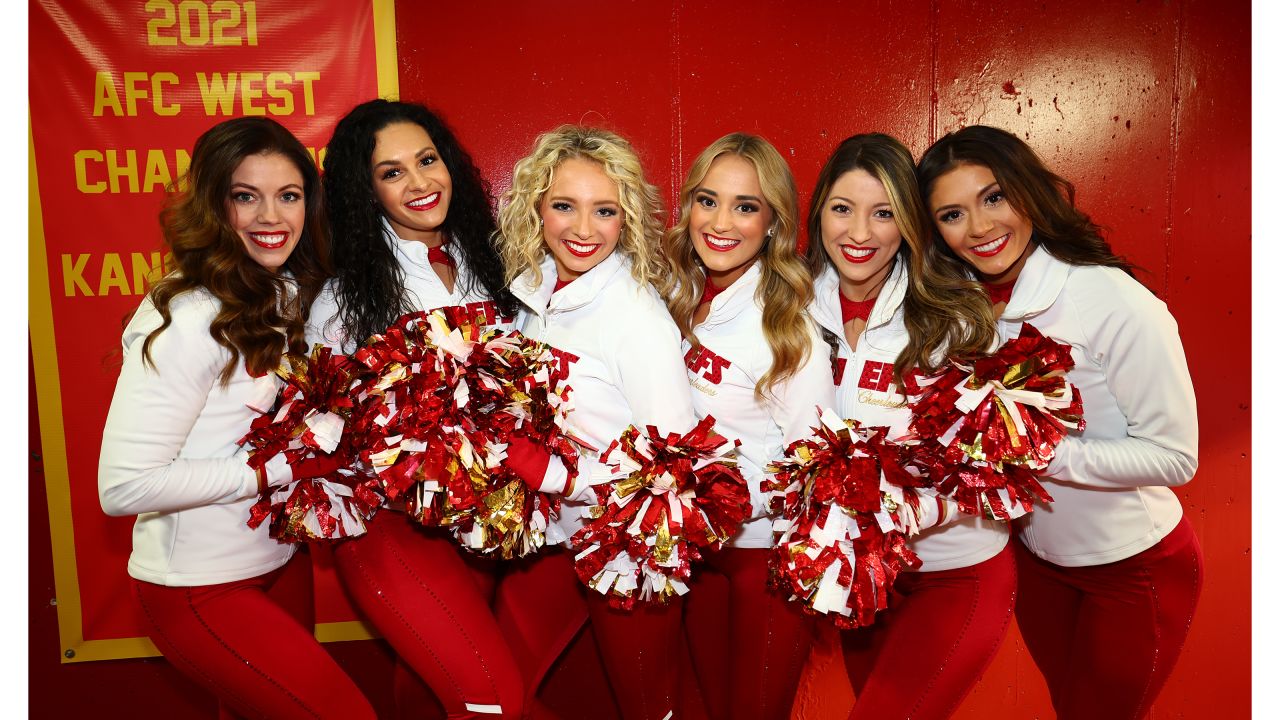 Photos: Chiefs Cheer and Entertainment from Week 12 vs. Los Angeles Rams