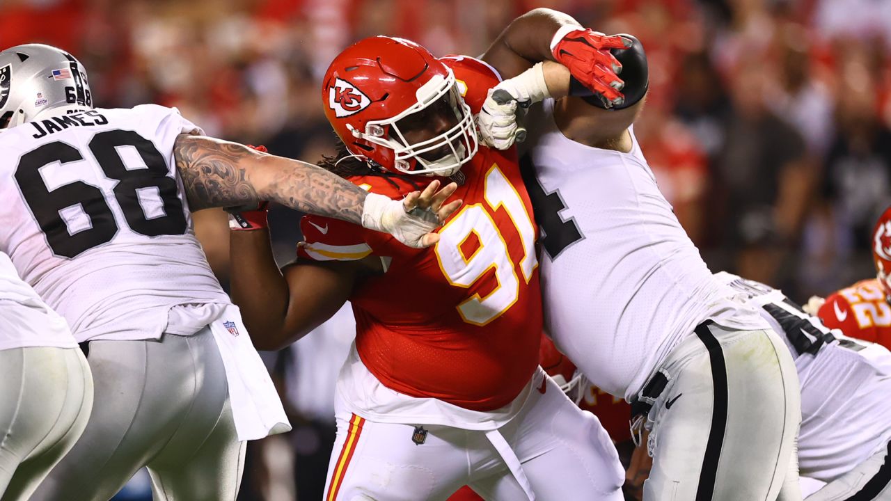 Las Vegas Raiders vs. Kansas City Chiefs. NFL Game. American Football  League match. Silhouette of professional player celebrate touch down.  Screen in Stock Photo - Alamy