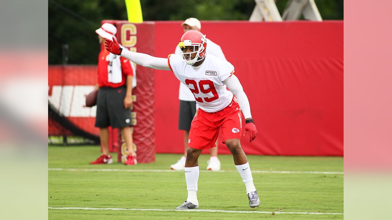 Kansas City Chiefs defensive back Eric Berry (29) during warm-ups before  the start of an NFL football game in Kansas City, Mo., Thursday, Dec. 13,  2018. (AP Photo/Reed Hoffmann Stock Photo - Alamy