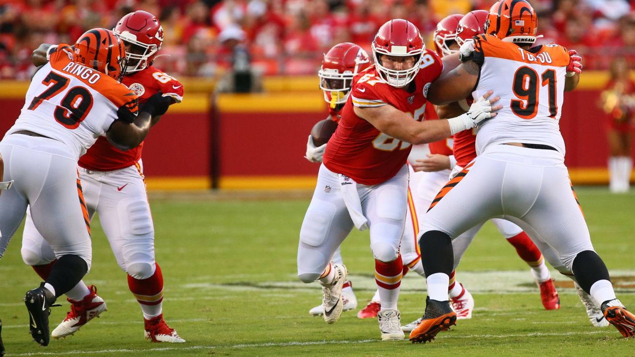 Photo Gallery: Chiefs vs. Bengals Game Action