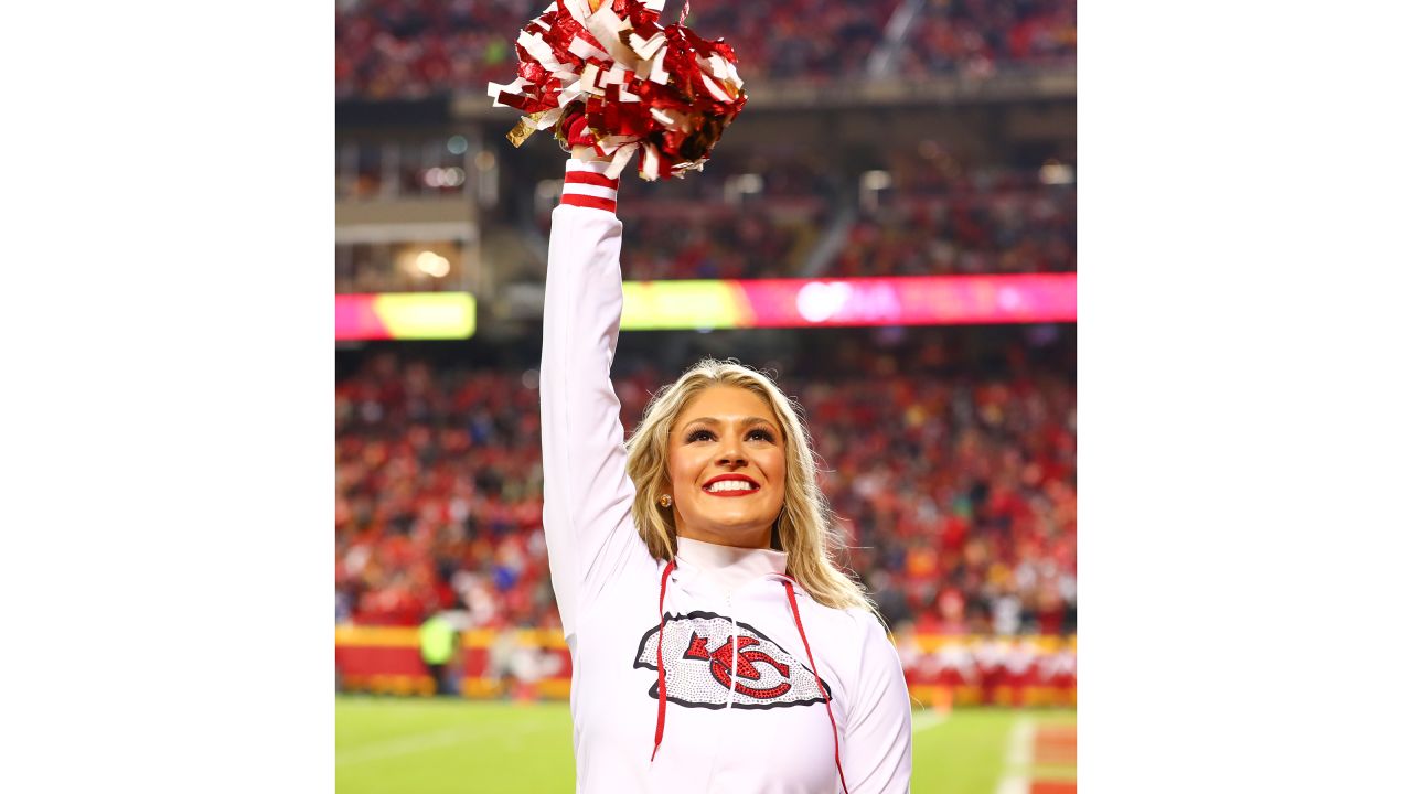 Photos: Chiefs Cheerleaders from Week 8 vs. New York Giants