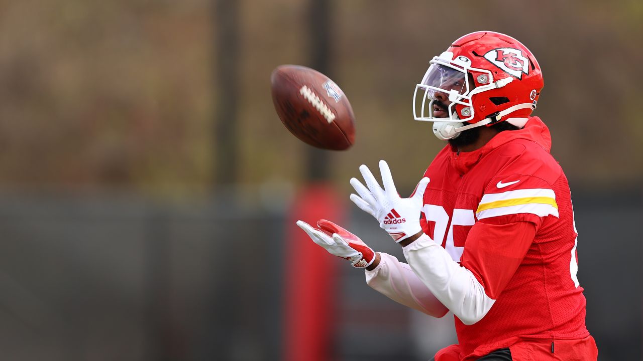 Photos: On-Field at Chiefs Practice
