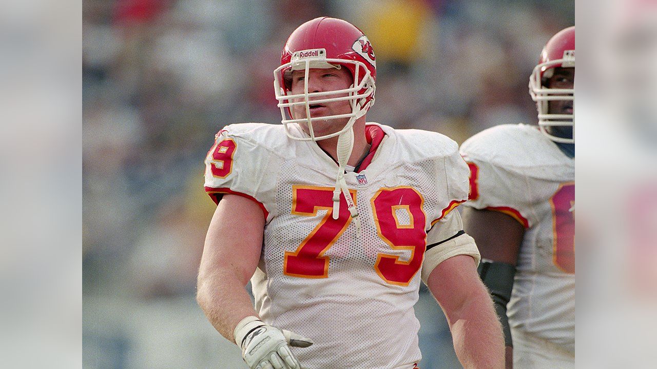 Brent Little of the Kansas City Chiefs poses for his 2007 NFL News Photo  - Getty Images