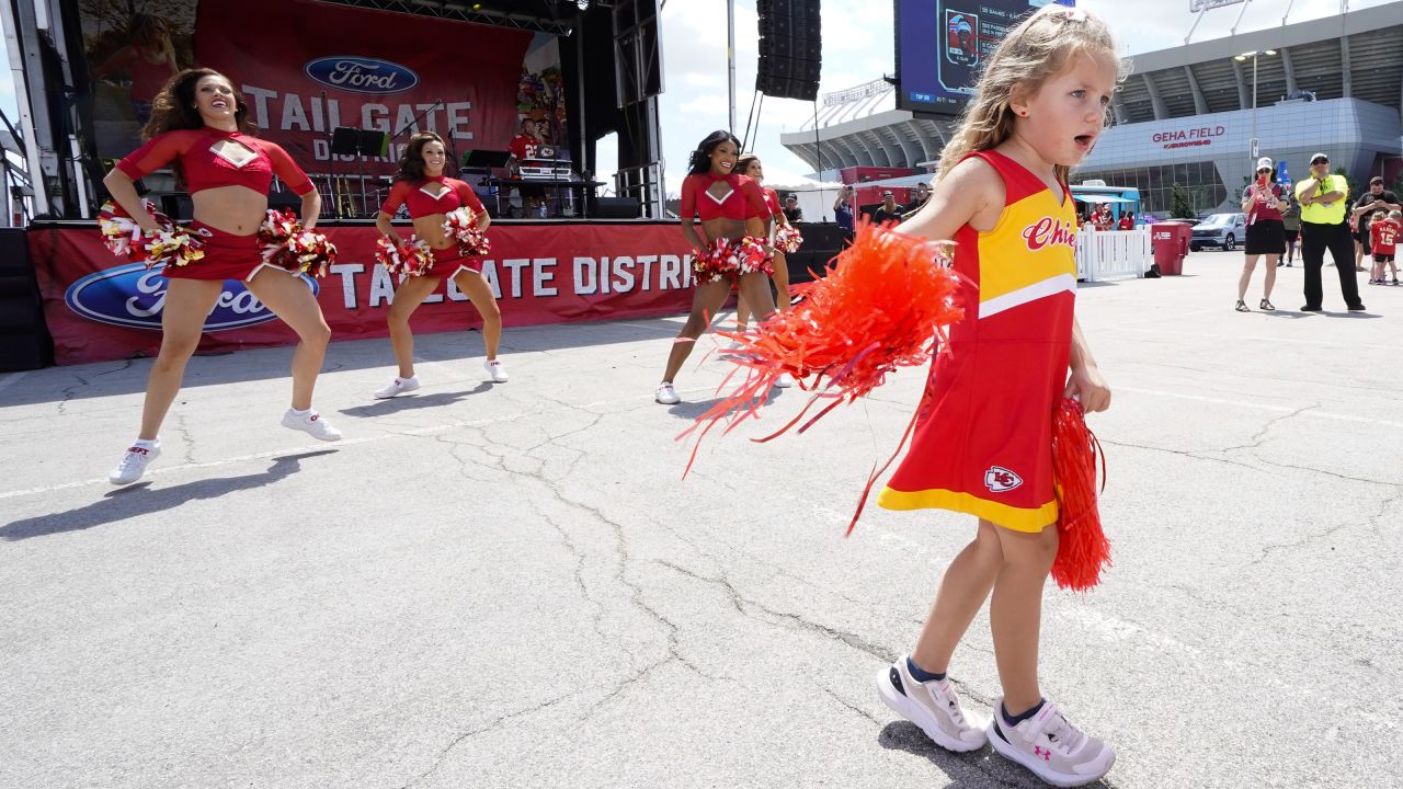 Photos: Chiefs Cheerleaders from Pre Season Week 2 vs. The