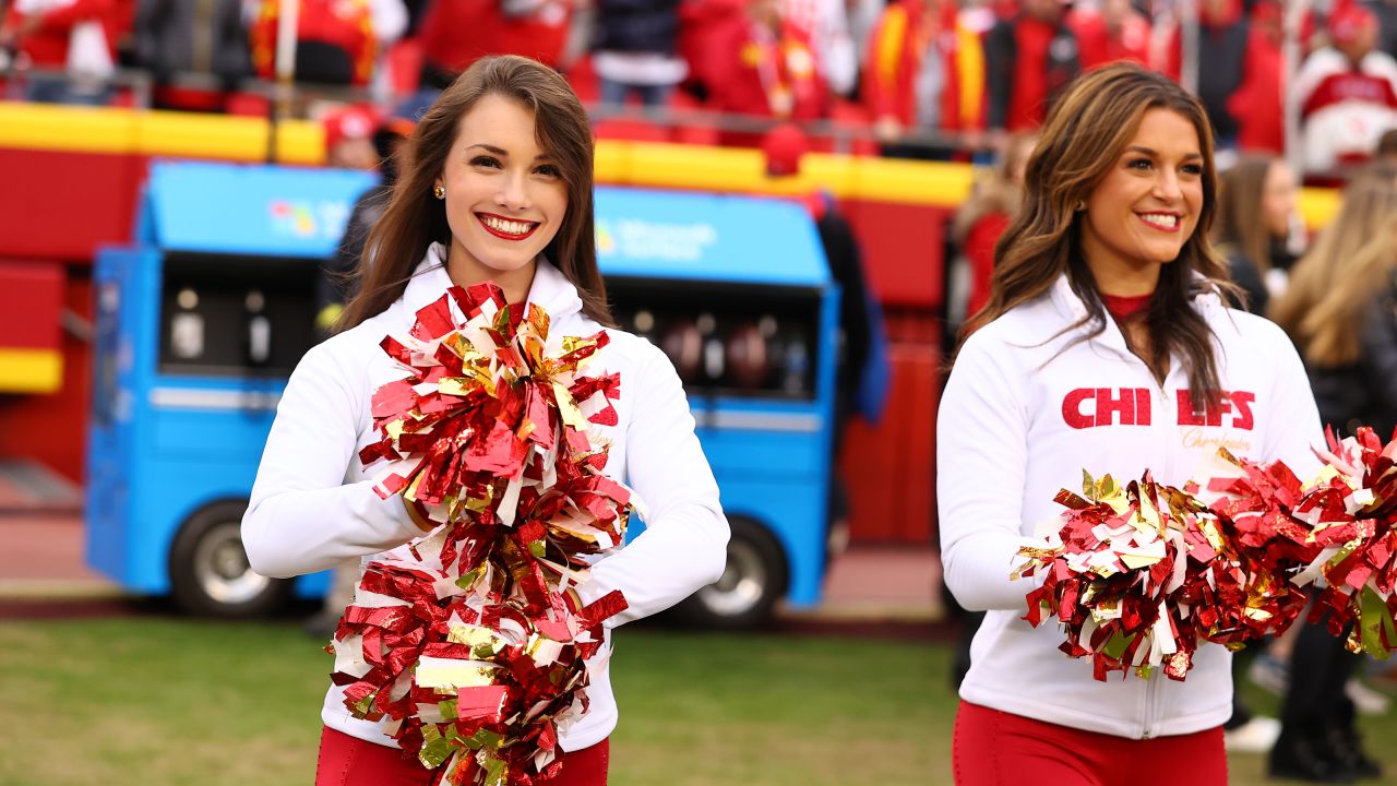 Photos: Chiefs Cheer and Entertainment from Week 12 vs. Los Angeles Rams