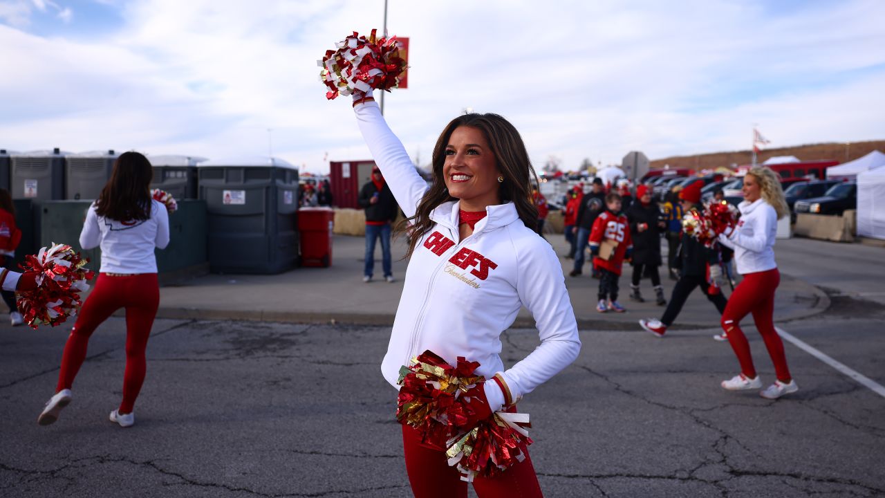 Photos: Chiefs Cheer and Entertainment from Week 12 vs. Los Angeles Rams