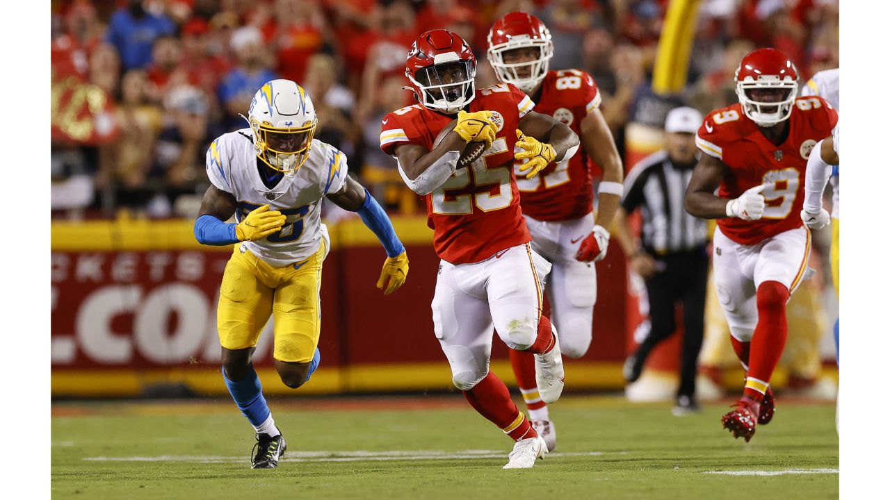 Los Angeles Chargers vs. Kansas City Chiefs. NFL match poster. Two american  football players silhouette facing each other on the field. Clubs logo in  Stock Photo - Alamy