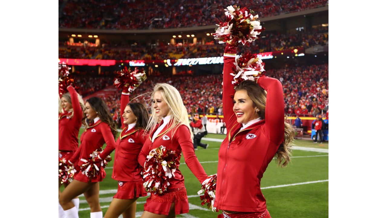 Kansas City Chiefs Cheerleaders Photos from Week 13 – Ultimate