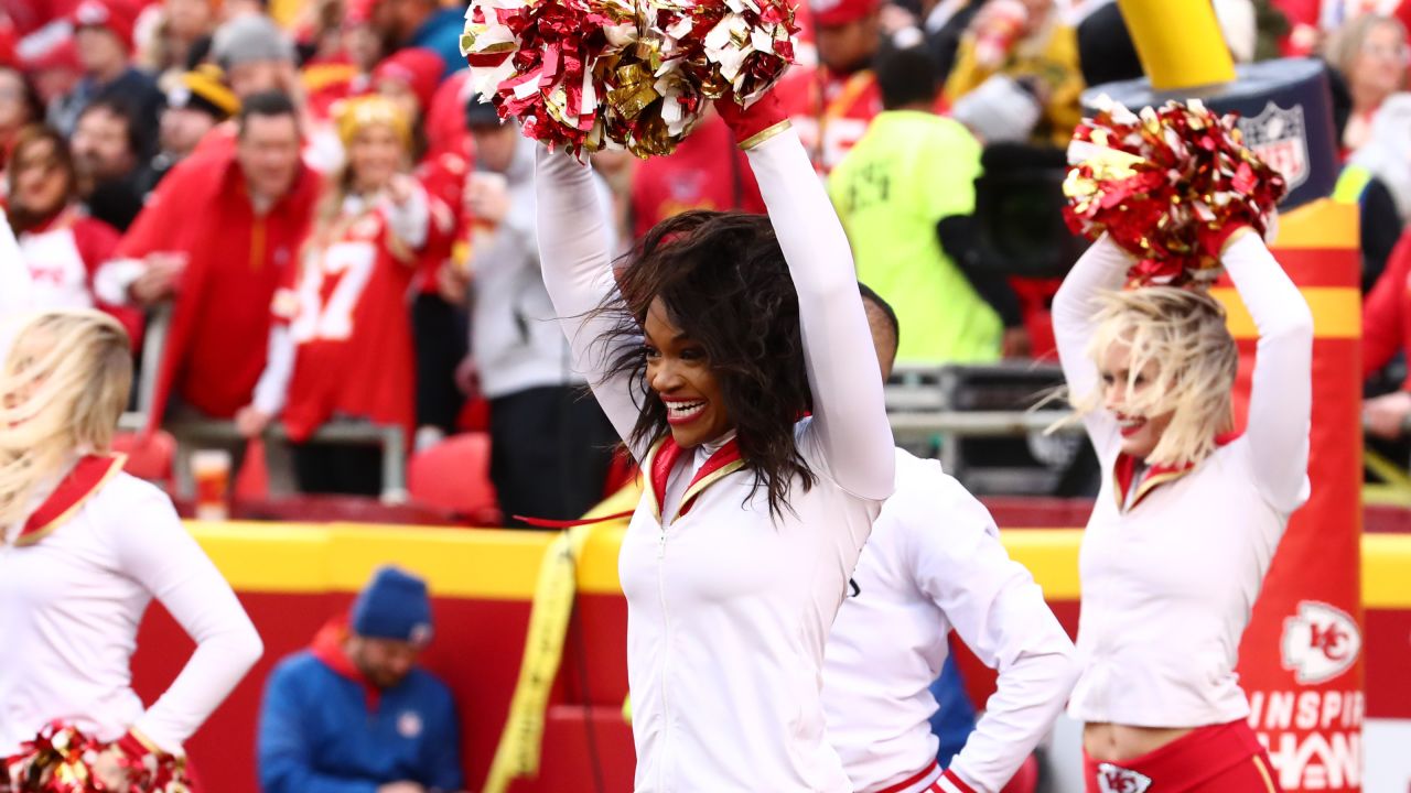 Photos: Chiefs Cheerleaders from Week 16 vs. Pittsburgh Steelers