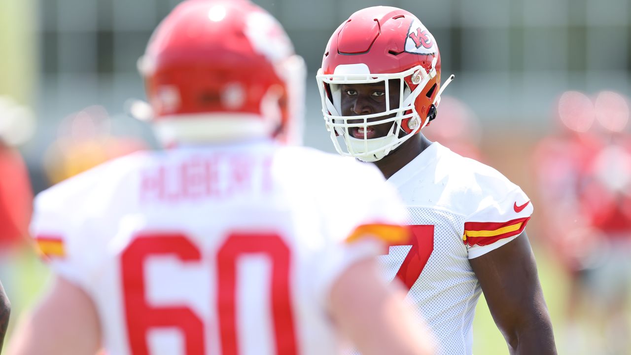 Notebook: Chiefs Open Rookie Minicamp with Draft Class Learning the Ropes -  Chiefs Digest