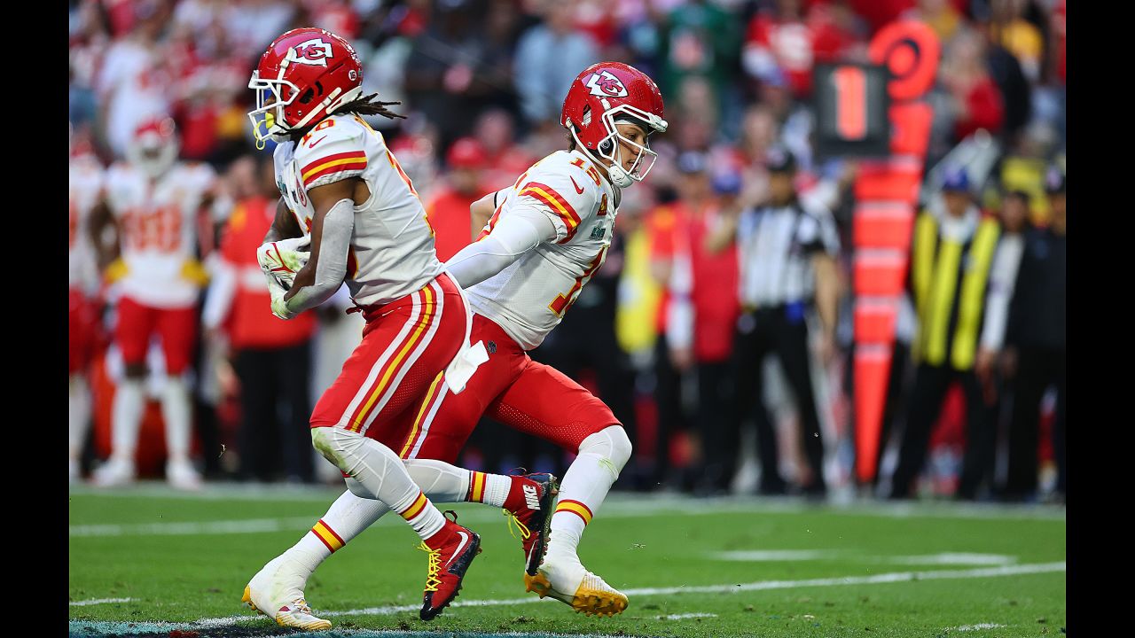 Chiefs pull off unlikely comeback to win Super Bowl LVII, beating Eagles  38-35 - The Athletic