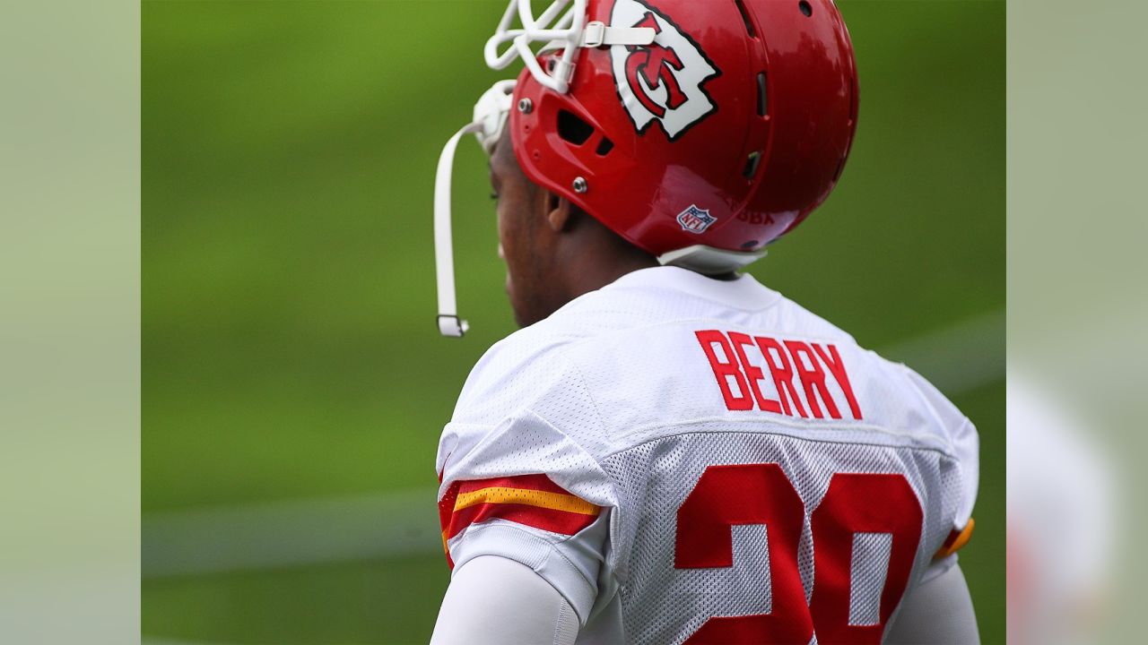 Kansas City Chiefs defensive back Eric Berry (29) during warm-ups before  the start of an NFL football game in Kansas City, Mo., Thursday, Dec. 13,  2018. (AP Photo/Reed Hoffmann Stock Photo - Alamy