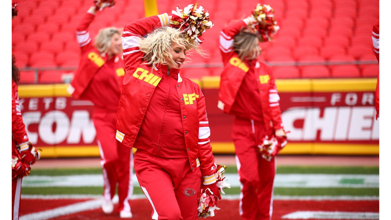 Photos: Chiefs Cheer and Entertainment from Divisional Round vs.  Jacksonville Jaguars