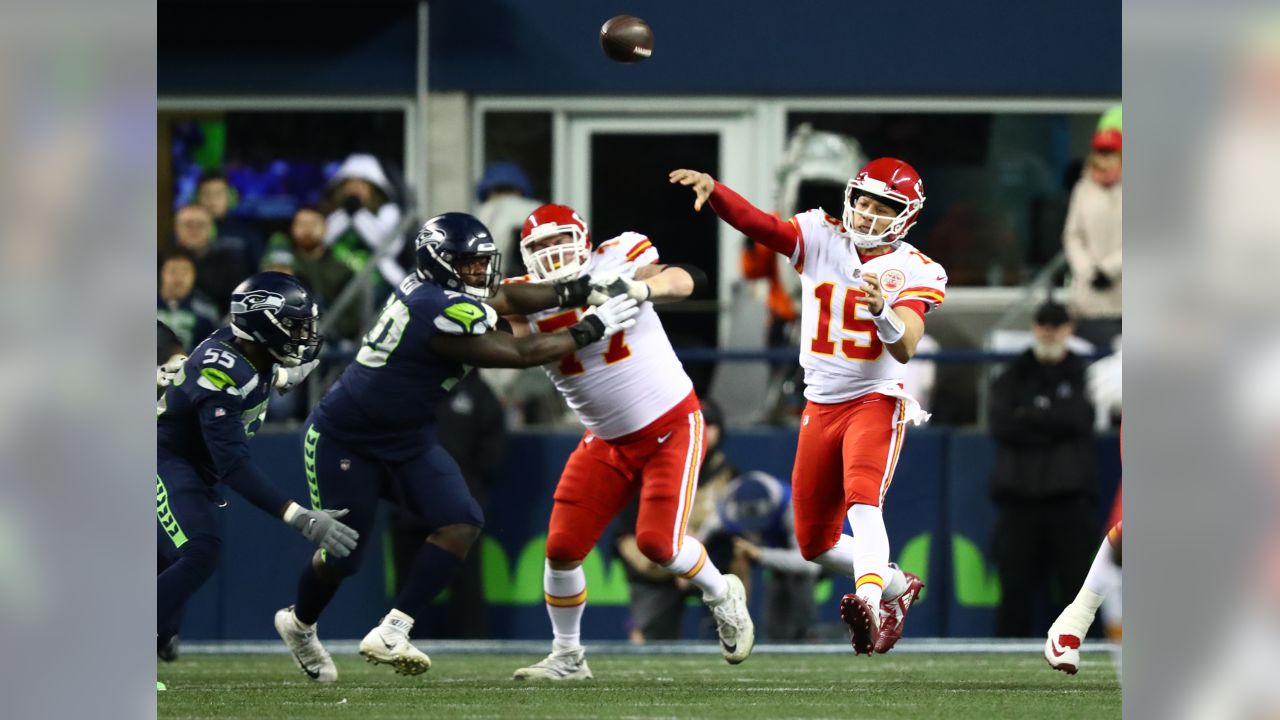 Photo Gallery: Chiefs vs. Seahawks Game Action