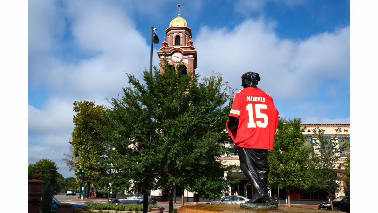 Welcome to Red Friday! Kansas City Chiefs celebrate the start of