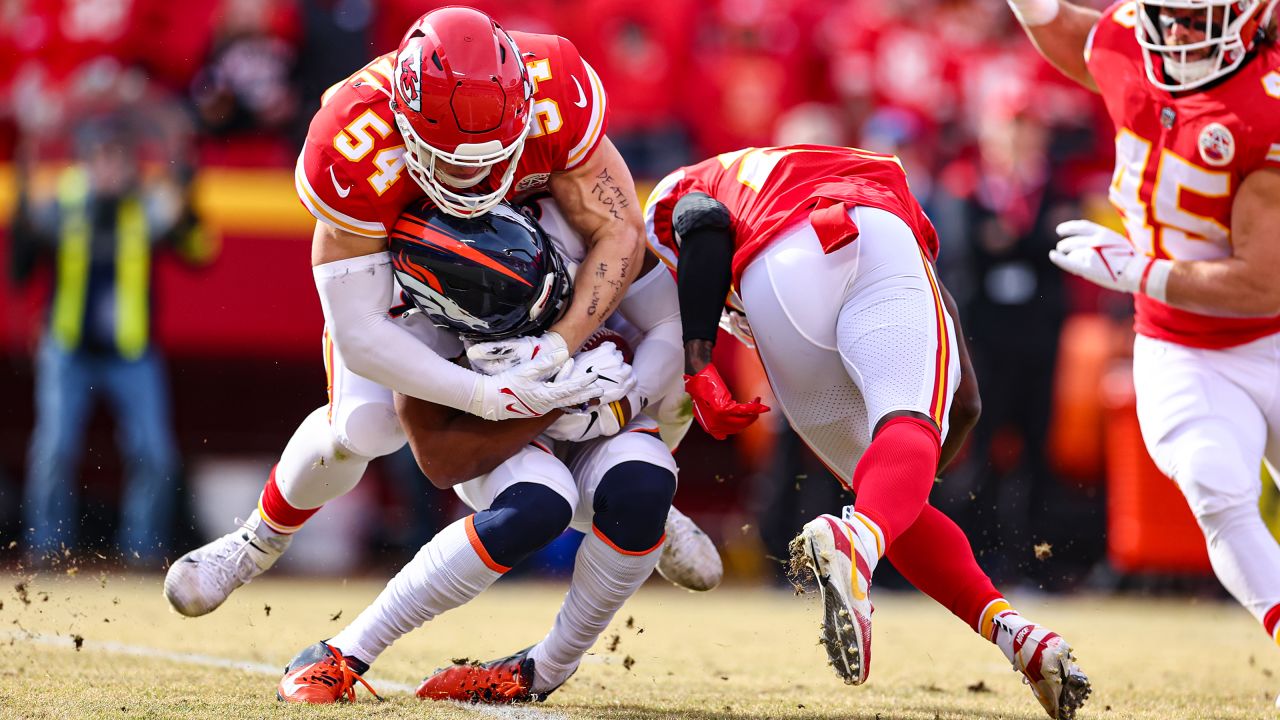 KANSAS CITY, MO - JANUARY 01: Kansas City Chiefs defensive end Carlos  Dunlap (8) after an AFC West game between the Denver Broncos and Kansas  City Chiefs on January 1, 2023 at