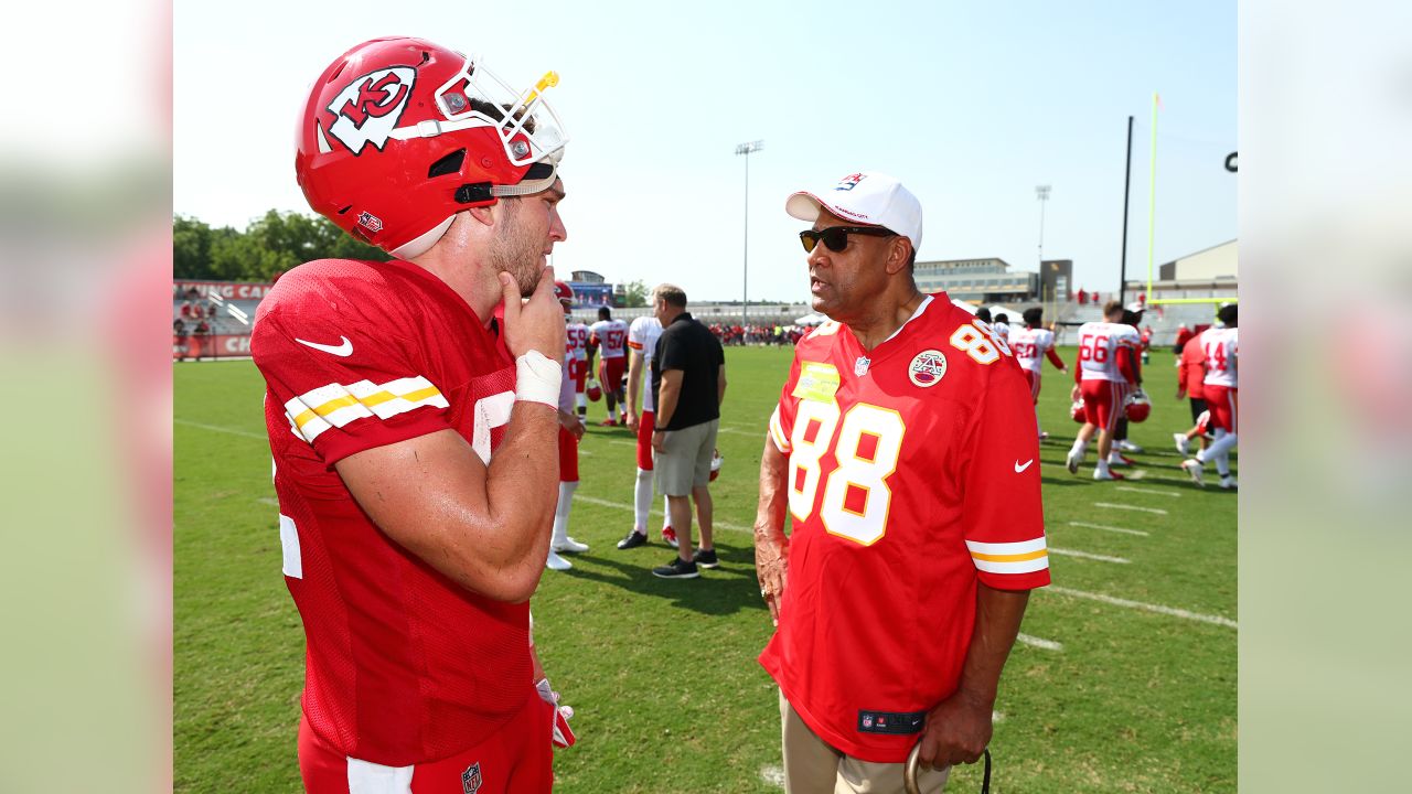 Photo Gallery: Alumni Day at Chiefs Training Camp