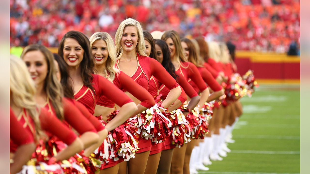 Photo Gallery: Cheerleaders Perform Vs. 49ers