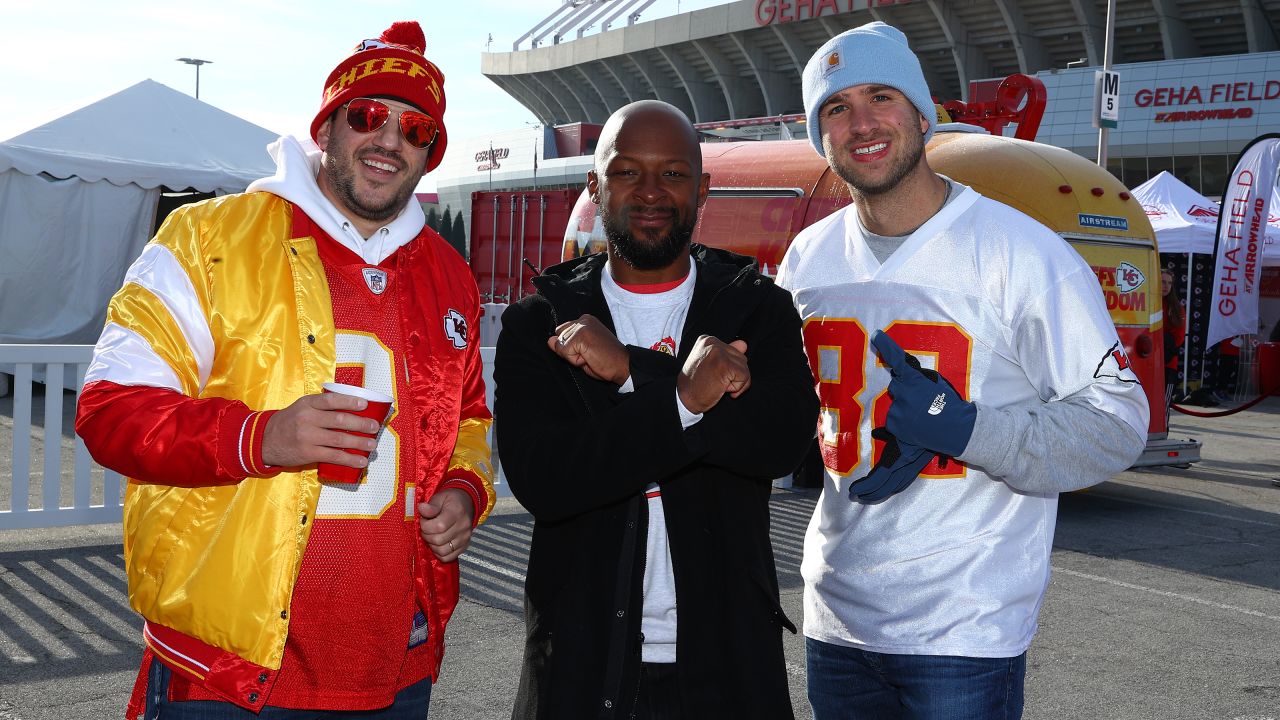 Photos: Warmups & Pregame from Week 10