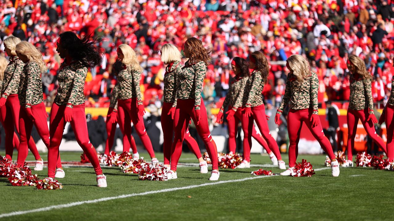 Photos: Chiefs Cheer and Entertainment from Week 10 vs. Jacksonville Jaguars