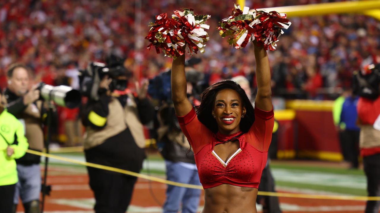 Photos: Chiefs Cheer and Entertainment from Week 9 vs. Tennessee Titans