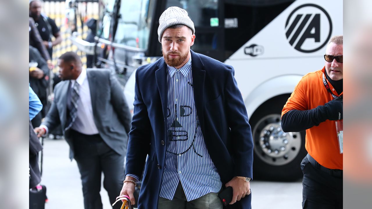outfits travis kelce coat